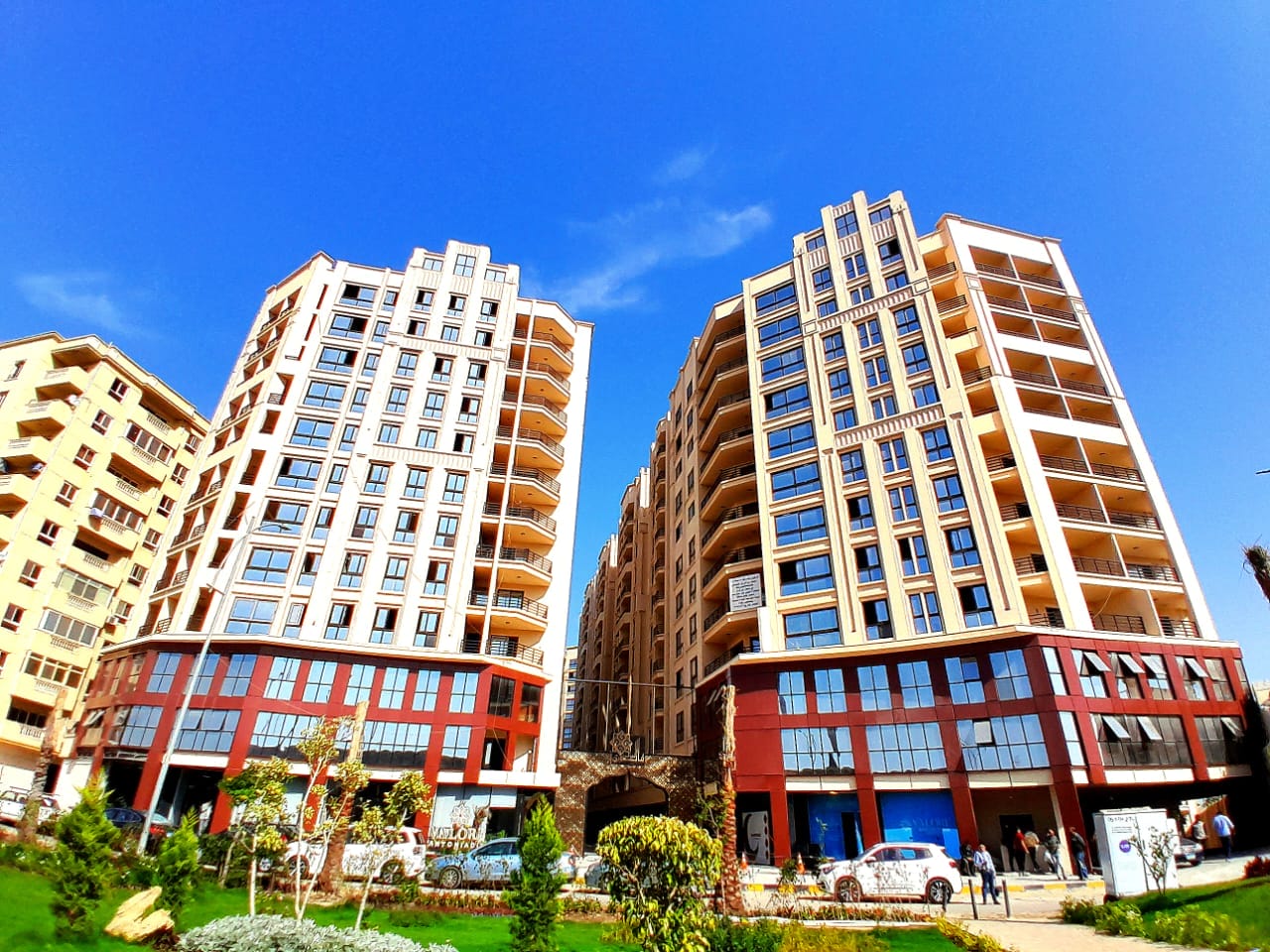 Broker Home — Petrol Premium كمبوند فالوري أنطونيادس سموحة