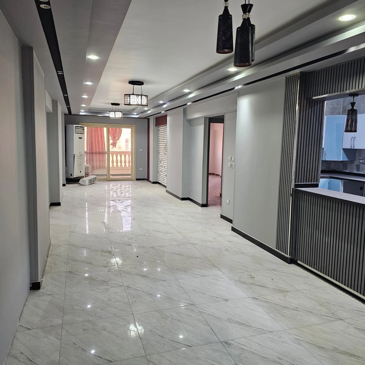 شقه للبيع 175 Alex way